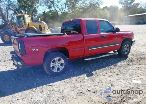 2003 Chevrolet Silverado 1500 Ls z USA, uszkodzony, nr VIN 2GCEK19T531193693